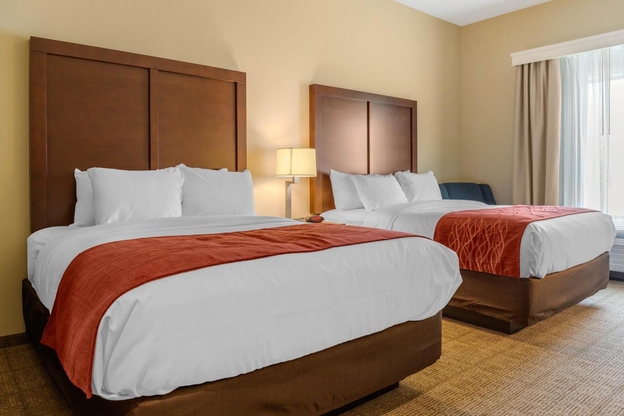 Comfort Inn & Suites Gap Amish Country Extérieur photo
